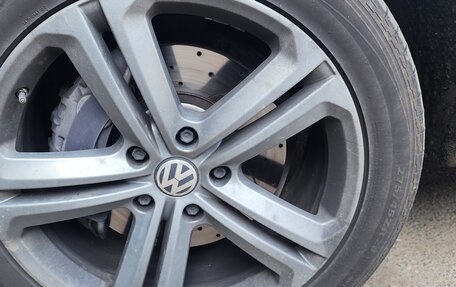 Volkswagen Touareg III, 2011 год, 2 600 000 рублей, 12 фотография