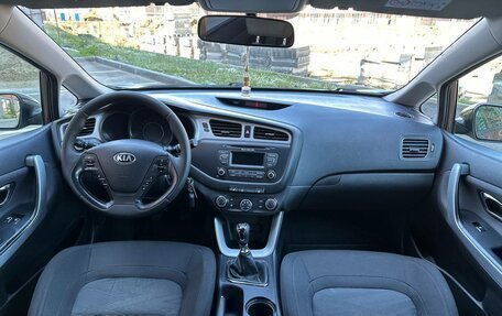 KIA cee'd III, 2014 год, 940 000 рублей, 28 фотография
