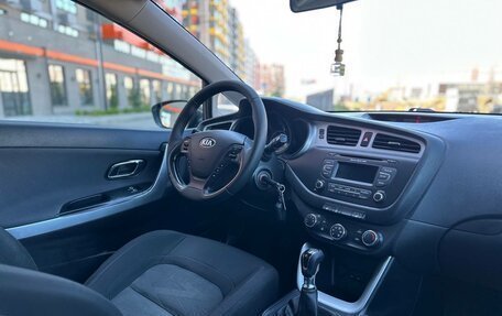 KIA cee'd III, 2014 год, 940 000 рублей, 27 фотография