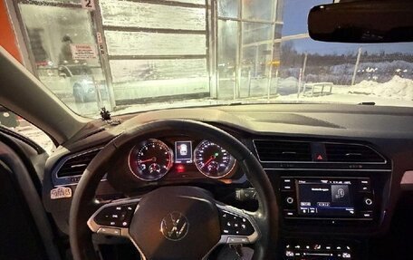 Volkswagen Tiguan II, 2022 год, 2 680 000 рублей, 14 фотография