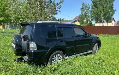 Mitsubishi Pajero IV, 2010 год, 2 200 000 рублей, 3 фотография