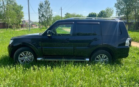 Mitsubishi Pajero IV, 2010 год, 2 200 000 рублей, 2 фотография