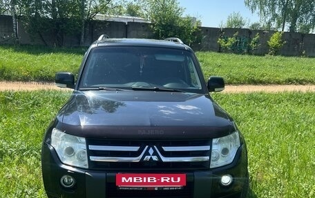 Mitsubishi Pajero IV, 2010 год, 2 200 000 рублей, 4 фотография