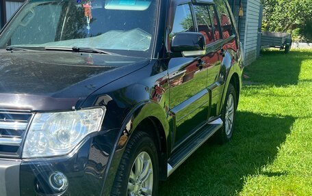 Mitsubishi Pajero IV, 2010 год, 2 200 000 рублей, 25 фотография