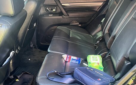 Mitsubishi Pajero IV, 2010 год, 2 200 000 рублей, 21 фотография