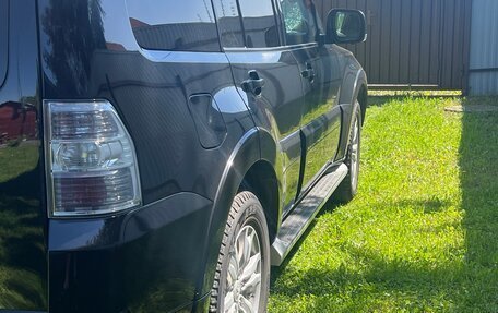 Mitsubishi Pajero IV, 2010 год, 2 200 000 рублей, 28 фотография