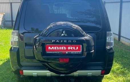 Mitsubishi Pajero IV, 2010 год, 2 200 000 рублей, 29 фотография