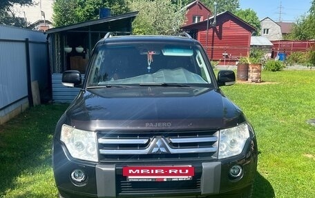Mitsubishi Pajero IV, 2010 год, 2 200 000 рублей, 26 фотография