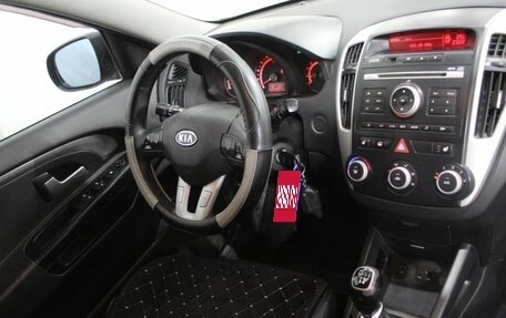KIA cee'd I рестайлинг, 2010 год, 620 000 рублей, 12 фотография