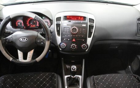 KIA cee'd I рестайлинг, 2010 год, 620 000 рублей, 17 фотография