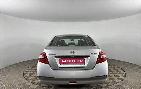 Nissan Teana, 2010 год, 1 320 000 рублей, 6 фотография