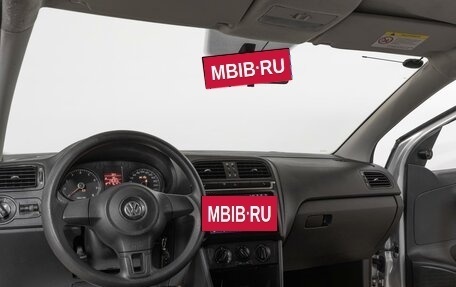 Volkswagen Polo VI (EU Market), 2013 год, 797 000 рублей, 5 фотография
