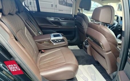 BMW 7 серия, 2018 год, 4 800 000 рублей, 12 фотография