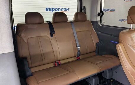 Hyundai Staria, 2021 год, 5 300 000 рублей, 13 фотография