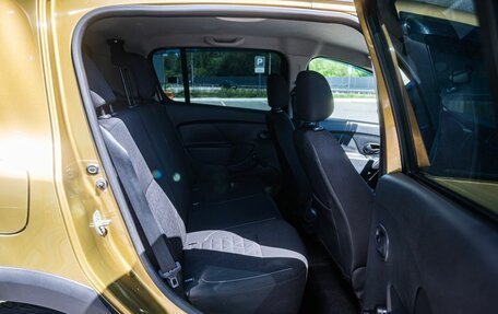 Renault Sandero II рестайлинг, 2015 год, 950 000 рублей, 12 фотография