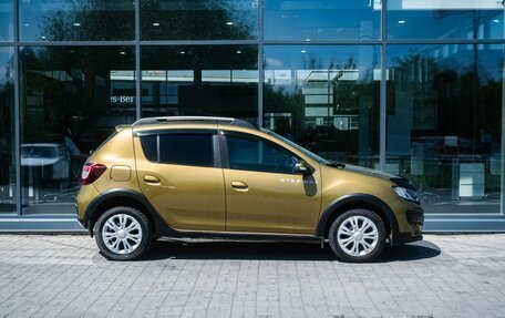 Renault Sandero II рестайлинг, 2015 год, 950 000 рублей, 8 фотография
