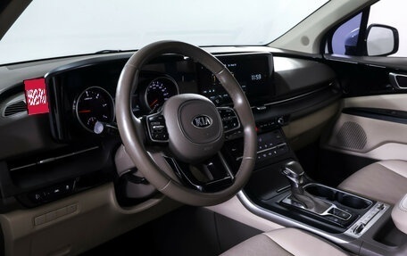KIA Carnival, 2020 год, 3 990 000 рублей, 15 фотография