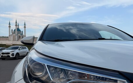 Toyota C-HR I рестайлинг, 2019 год, 2 400 000 рублей, 7 фотография