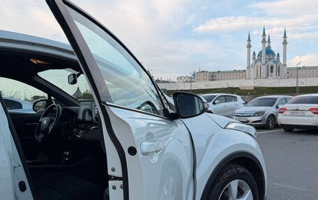 Toyota C-HR I рестайлинг, 2019 год, 2 400 000 рублей, 10 фотография