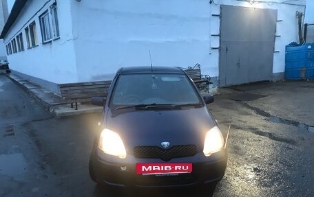 Toyota Vitz, 2002 год, 240 000 рублей, 4 фотография