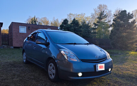 Toyota Prius, 2003 год, 686 000 рублей, 3 фотография