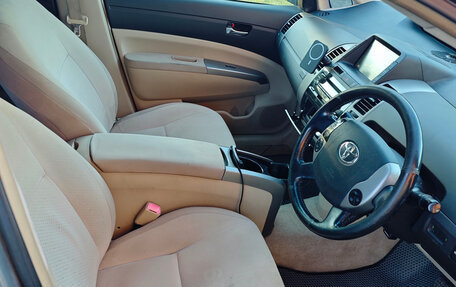 Toyota Prius, 2003 год, 686 000 рублей, 8 фотография