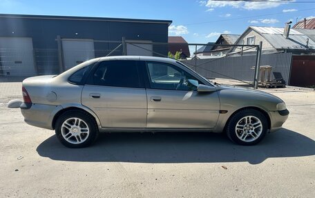 Opel Vectra B рестайлинг, 1996 год, 119 000 рублей, 6 фотография