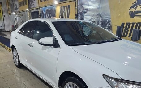 Toyota Camry, 2015 год, 1 980 000 рублей, 13 фотография