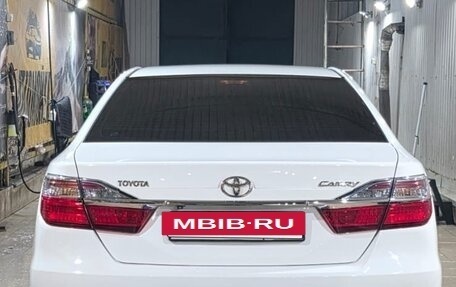 Toyota Camry, 2015 год, 1 980 000 рублей, 10 фотография