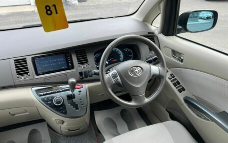Toyota ISis I, 2010 год, 1 249 999 рублей, 20 фотография