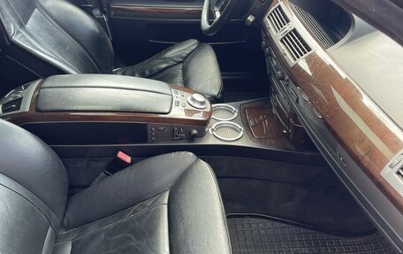 BMW 7 серия, 2004 год, 310 000 рублей, 8 фотография