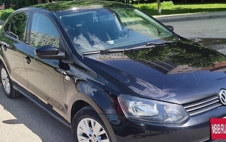 Volkswagen Polo VI (EU Market), 2014 год, 915 000 рублей, 1 фотография