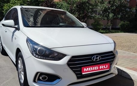Hyundai Solaris II рестайлинг, 2017 год, 1 270 000 рублей, 1 фотография