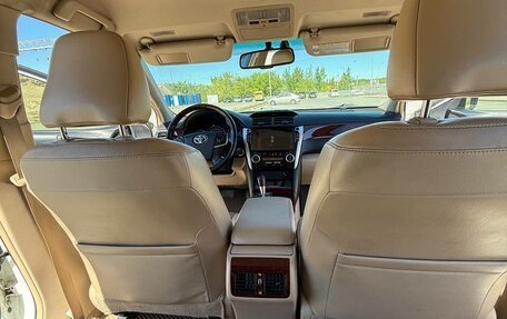 Toyota Camry, 2012 год, 1 800 000 рублей, 18 фотография