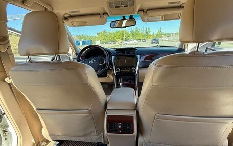 Toyota Camry, 2012 год, 1 800 000 рублей, 24 фотография