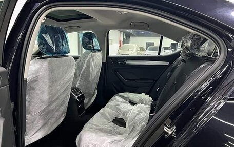 Skoda Superb III рестайлинг, 2025 год, 2 700 000 рублей, 15 фотография
