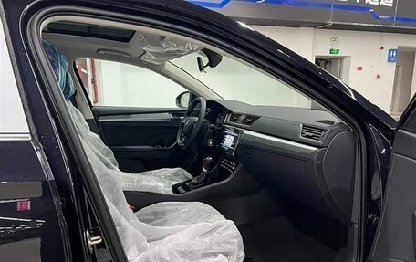 Skoda Superb III рестайлинг, 2025 год, 2 700 000 рублей, 8 фотография