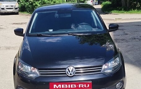 Volkswagen Polo VI (EU Market), 2014 год, 915 000 рублей, 2 фотография