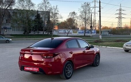 KIA Rio IV, 2020 год, 1 390 000 рублей, 6 фотография