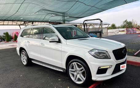 Mercedes-Benz GL-Класс, 2015 год, 3 700 000 рублей, 5 фотография