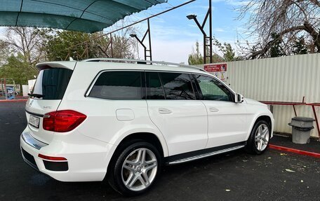 Mercedes-Benz GL-Класс, 2015 год, 3 700 000 рублей, 4 фотография