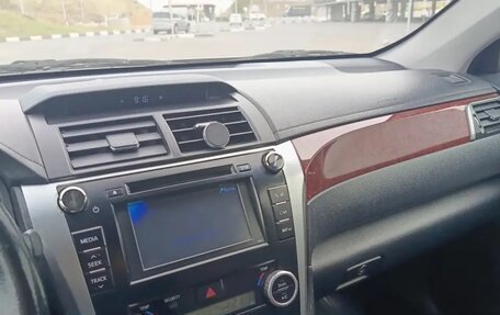 Toyota Camry, 2014 год, 1 350 000 рублей, 6 фотография