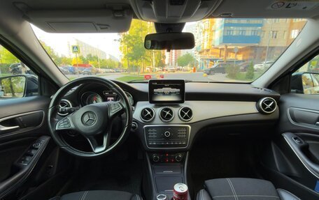 Mercedes-Benz GLA, 2015 год, 2 700 000 рублей, 10 фотография
