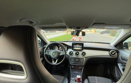 Mercedes-Benz GLA, 2015 год, 2 700 000 рублей, 13 фотография