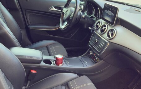 Mercedes-Benz GLA, 2015 год, 2 700 000 рублей, 16 фотография