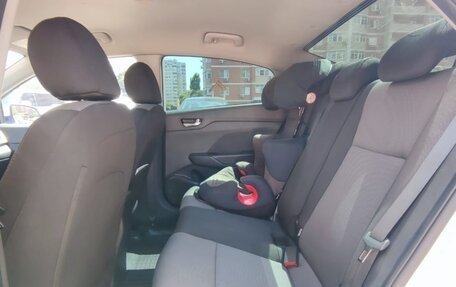 Hyundai Solaris II рестайлинг, 2017 год, 1 270 000 рублей, 10 фотография