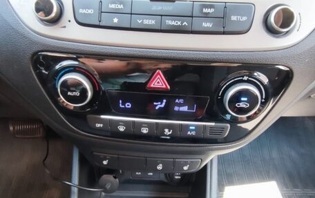 Hyundai Solaris II рестайлинг, 2017 год, 1 270 000 рублей, 9 фотография