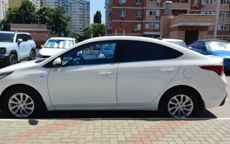 Hyundai Solaris II рестайлинг, 2017 год, 1 270 000 рублей, 3 фотография