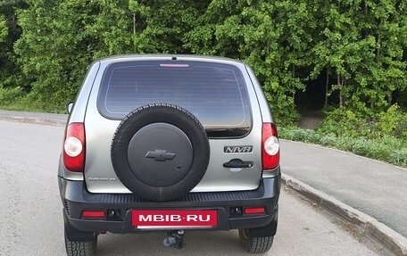 Chevrolet Niva I рестайлинг, 2011 год, 450 000 рублей, 5 фотография