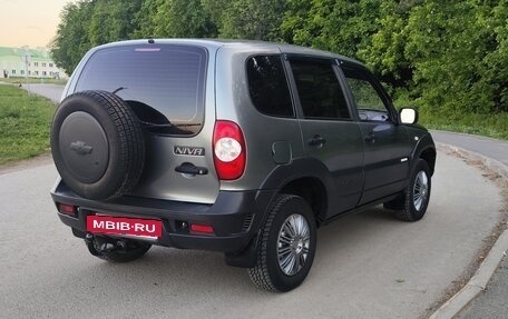 Chevrolet Niva I рестайлинг, 2011 год, 450 000 рублей, 6 фотография